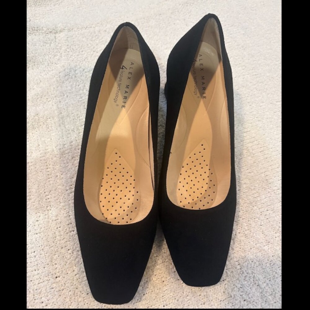 Alex Marie Daphne Suede Block Heel Pumps - Black - New SIZE 7.5